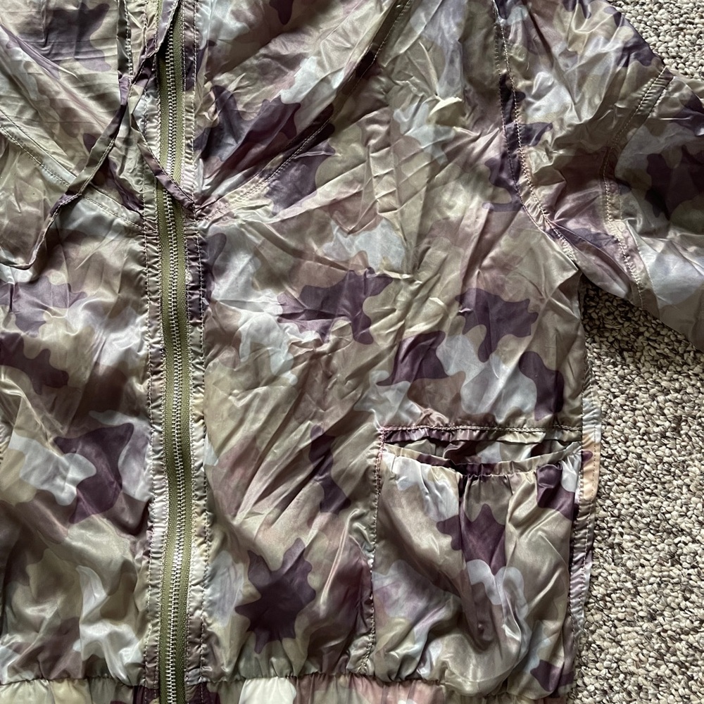 Prada Gray Camouflage Hooded Cropped Windbreaker Jacket 40 - Picture 4 of 4